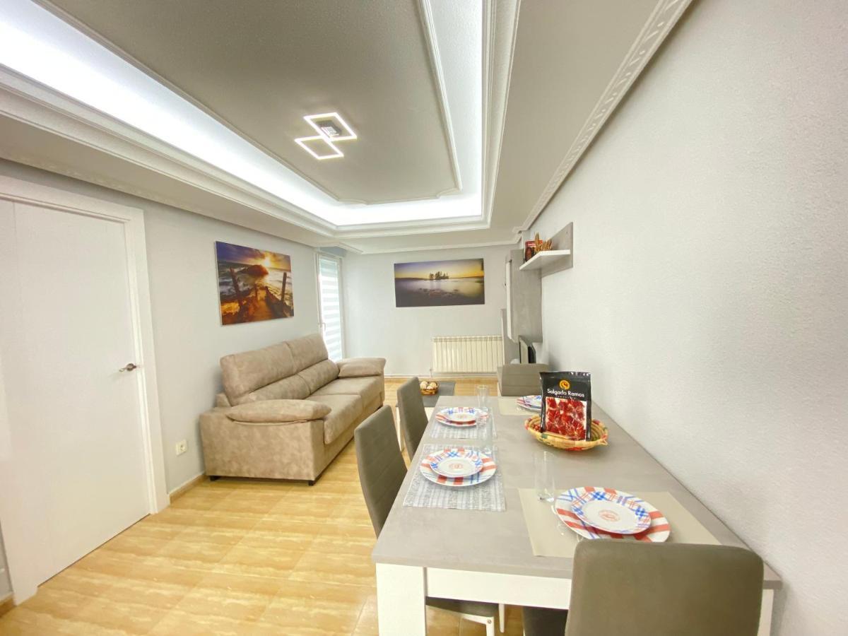 Vivienda En Pleno Centro! Calle Doctrinos 3 살라망카 외부 사진